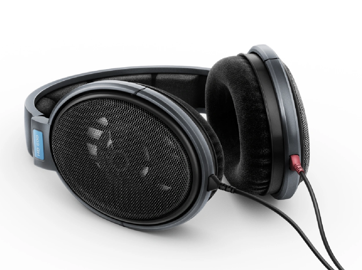 Senheiser HD 600 studio headphones